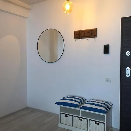 Bythesea Luxury Navodari