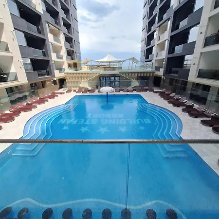 Bythesea Luxury شقة *