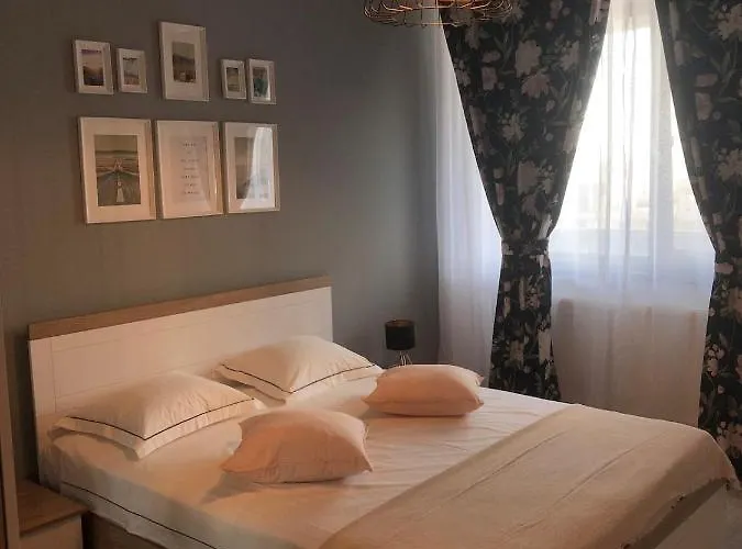 Апартаменты Bythesea Luxury