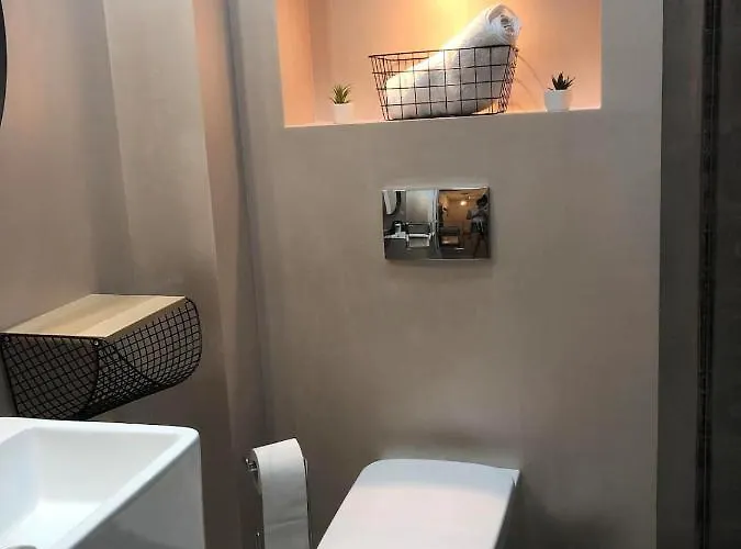 Bythesea Luxury Apartment